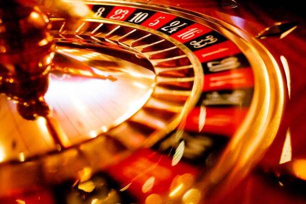 Ways of the Qilin slot game interface on kingdomtoto alternatif showing five reels and symbol layout